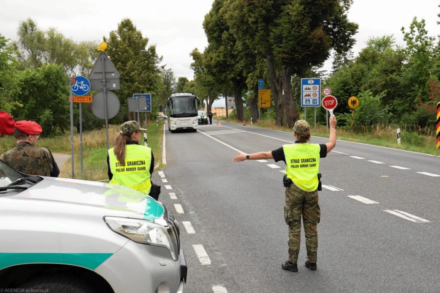Skradzione w Niemczech Audi zatrzymane na przejściu w Świecku